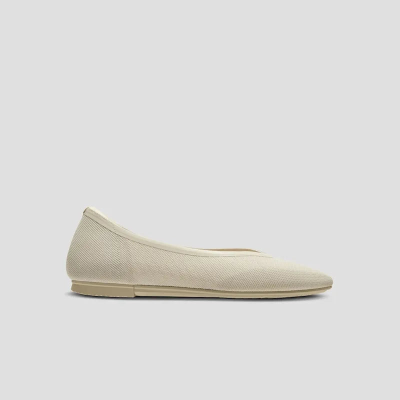 Pointed-Toe Dual-Cushion City Flats (Ecostitch️ Flat Pro)