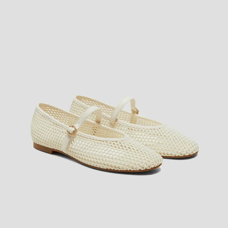 Almond-toe Mary Janes (Nelly)