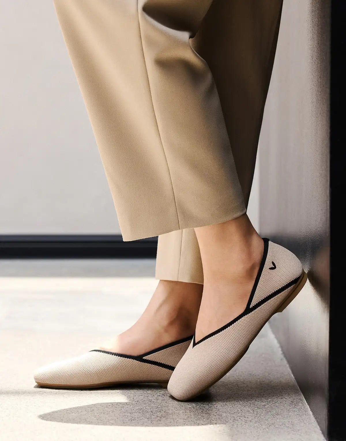 Square-Toe Flats (Maro)