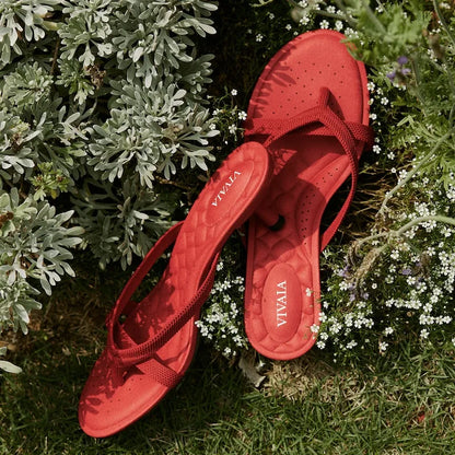 Round-Toe Kitten-Heel Sandals (Emeline)