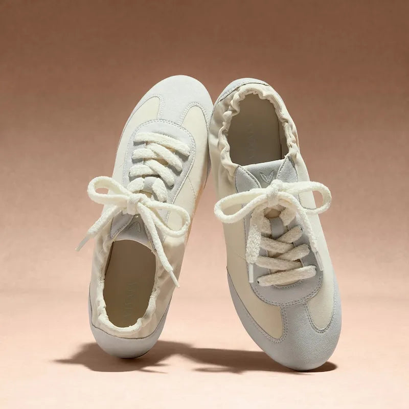 Plush Shoelace (Aela)