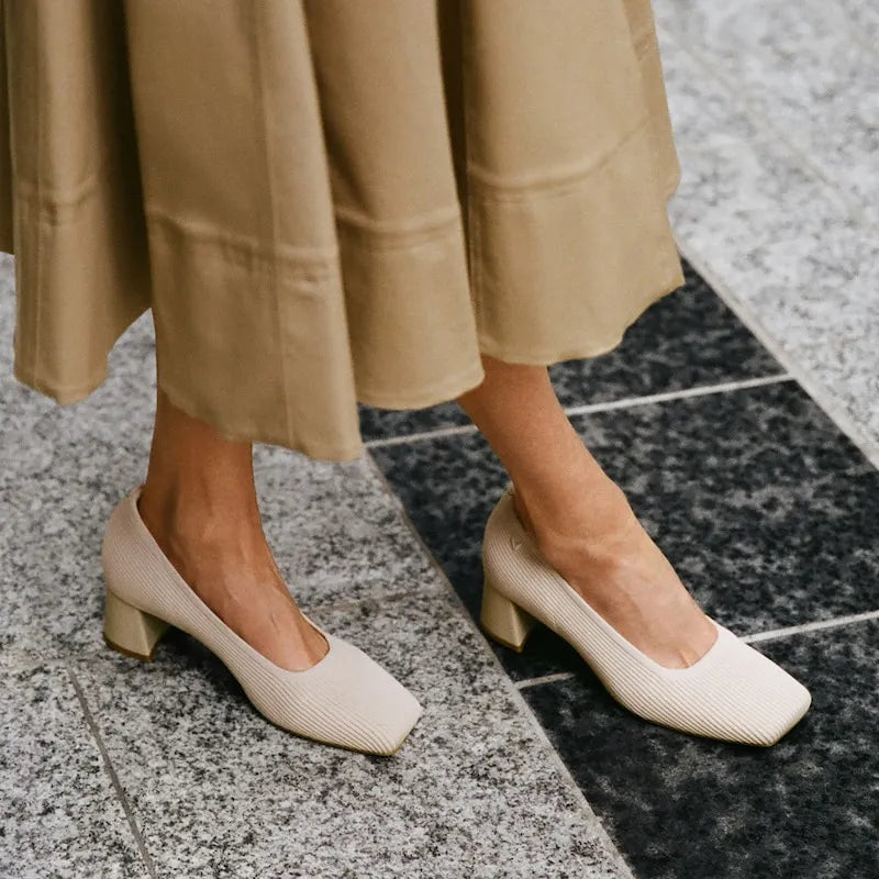 Square-Toe Margot Chunky Heels (Monroe)