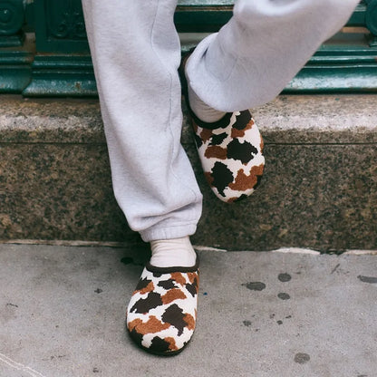 Round-Toe Clog Mules (Buna)