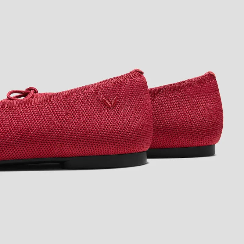 Round-Toe Lace-up Flats (Camora)