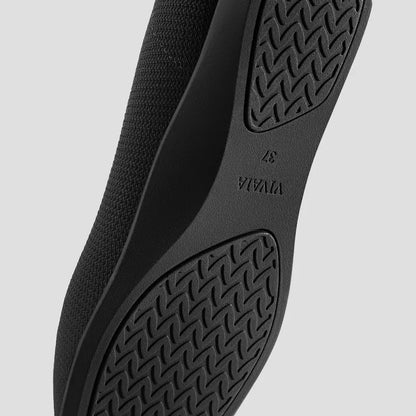 Lightweight Pointed-Ballet Flats (Aria Walker)