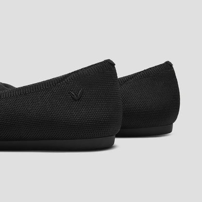 Pointed-Toe Bow Flats (Azura)