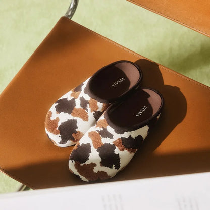 Round-Toe Clog Mules (Buna)